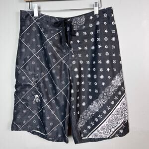 Vtg board shorts skater skull Y2K Fleur de Lis bandanna O’Neill 32” Small black